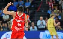 A Milli Tak�m'da iki s�rpriz: �mer Kutluay ve Darius Karutasu