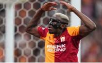 Victor Osimhen, sahalara d�n�� i�in karar�n� verdi!