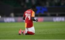 Renato Nhaga, ilk 11'e haz�rlan�yor!