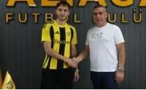 Be�ikta�'tan ayr�ld�, 2.Lig'e transfer oldu!