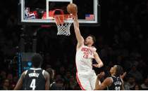 NBA'de Nets'i yenen Rockets, �st �ste 4. galibiyetini ald�