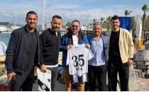 Altay'dan Ata Demirer'e jest