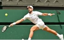 Wimbledon'da Sabalenka elendi, Djokovic �eyrek finalde