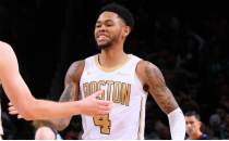 Anfernee Simons takas s�ylentileri: konferans i�inden ilgi var