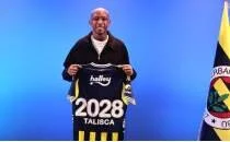 Fenerbah�e'de Talisca imzay� att�!