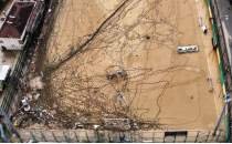 �stanbul'daki sel felaketinde hasar g�ren Ayaza�a Atat�rk Stad� y�k�l�yor
