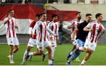 Ayval�kg�c� final a�k�na
