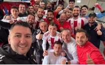 Ayval�kg�c�'nde 7'de 7 galibiyet sevinci