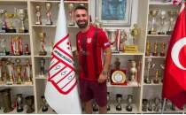 Ayval�kg�c�'nde savunma i�in 2 imza tamam
