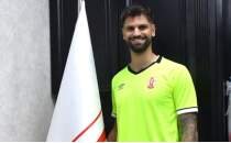 Bal�kesirspor kaleci Arda'ya gecikmeli kavu�tu