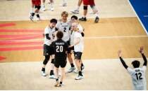 Japonya, ev sahibi �in'i 3-1 yenerek yar� finale y�kseldi