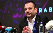 CANLI: Ertu�rul Do�an konu�uyor