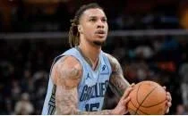 Grizzlies, sezon a��l���nda Brandon Clarke'� and�