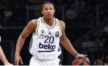 Milano'da hedef Devin Hall'u geri getirmek