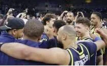 Fenerbah�e Beko, B�y�k�ekme'yi de kay�ps�z ge�ti