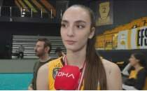 �zden: ''Kupay� kald�rd���m�z i�in inan�lmaz mutluyum''