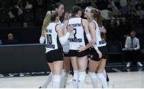 Be�ikta� Kad�n Voleybol Tak�m�n�n konu�u Zerenspor!