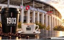 Be�ikta� Kul�b�, kafe a�aca��n� a��klad�!