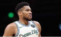 Shams Charania'dan Giannis bombas�: 'Knicks defteri kapand� gibi...'