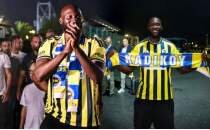 Lukaku 30 y�l sonra Fenerbah�e i�in T�rkiye'de!