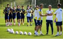 Fenerbah�e'de 6 isim i�in ayr�l�k operasyonu!