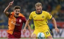 Galatasaray'da b�y�k ��kmaz: Nelsson ve Jelert!