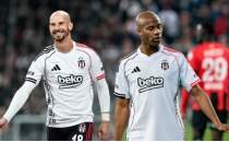 Be�ikta�'ta Cerny ve Djalo ile yola devam