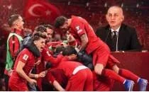 A Milli Tak�m'da '�denmeyen prim' iddialar�na TFF'den cevap