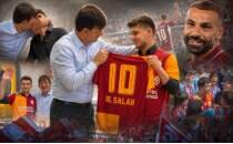 Salah yaz�l� Galatasaray formas�yla g�nl�n� ald�: 'Hepsini gidip bulaca��m'