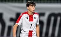 Bayern M�nih, Kvaratskhelia'n�n karde�inin pe�inde!