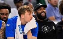 Flagg, Kyrie Irving ile oynamak i�in sab�rs�z