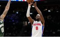 Pistons, Caris LeVert'� Bucks'a g�nderiyor