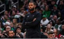 Hornets, Charles Lee'nin s�zle�mesini uzatt�