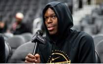 Dennis Schr�der'a Hornets ilgisi; LeBron s�ylentileri g�ndemde