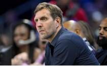 Dirk Nowitzki, Mavericks'te gelecekte g�rev almaya s�cak bak�yor