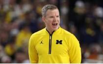 Mavericks, Michigan'�n �ampiyon ko�u Dusty May'i g�reve getiriyor