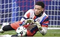 Bayern M�nih kalesinde kriz; 16 ya��ndaki isme emanet