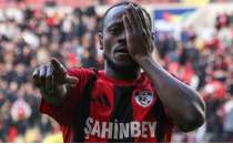 Gaziantep FK, Emmanuel Boateng ile yollar�n� ay�rd�