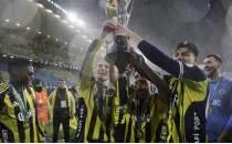 Fenerbah�e'ye kupay� getiren fedakarl�klar!
