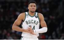 Milwaukee Bucks'a k�t� haber: Giannis Antetokounmpo