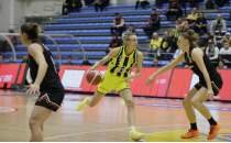 Fenerbah�e Opet, yar� final serisinde �ne ge�ti!