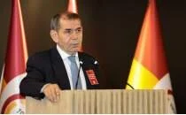 Dursun �zbek, soyunma odas�na gitti!