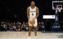De'Aaron Fox'�n durumu belirsizli�ini koruyor