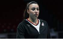 Be�ikta� Kad�n Voleybol'da ayr�l�k: Yasemin �zel