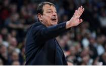 Ergin Ataman: 'Baz�lar� utan� verici bir �ekilde oynad�'