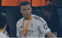 Real Madrid'den kupa t�reninde alk�� koridoru krizi