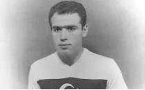 Eski milli futbolcu Ayfer Elmasta�o�lu vefat etti