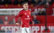 Manuel Ugarte i�in Ajax'a ret!