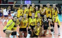 Vak�fBank Kad�n Voleybol Tak�m�, lig ve Avrupa'da doludizgin