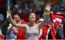 Zeynep S�nmez, kad�nlar d�nya s�ralamas�nda 79'uncu!